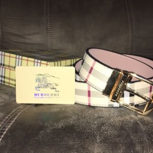 Brand new /never worn Burberry belt